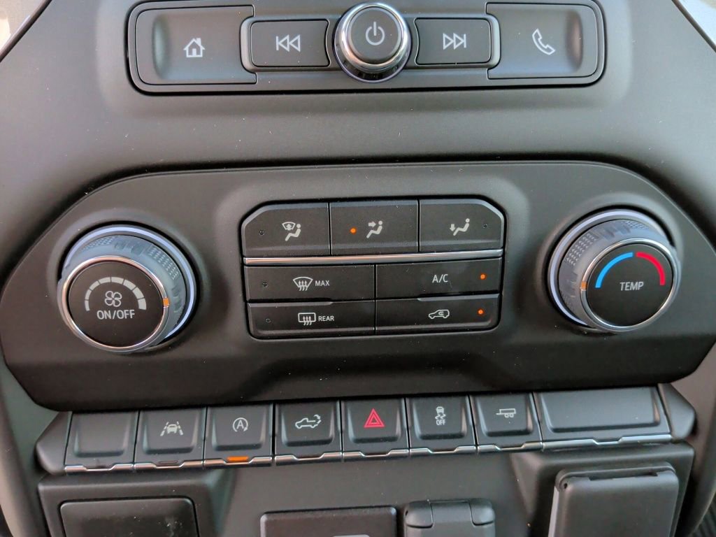 New 2026 Chevrolet Silverado 1500 Custom w/ LPO, Dark Essentials Package RWD image 23