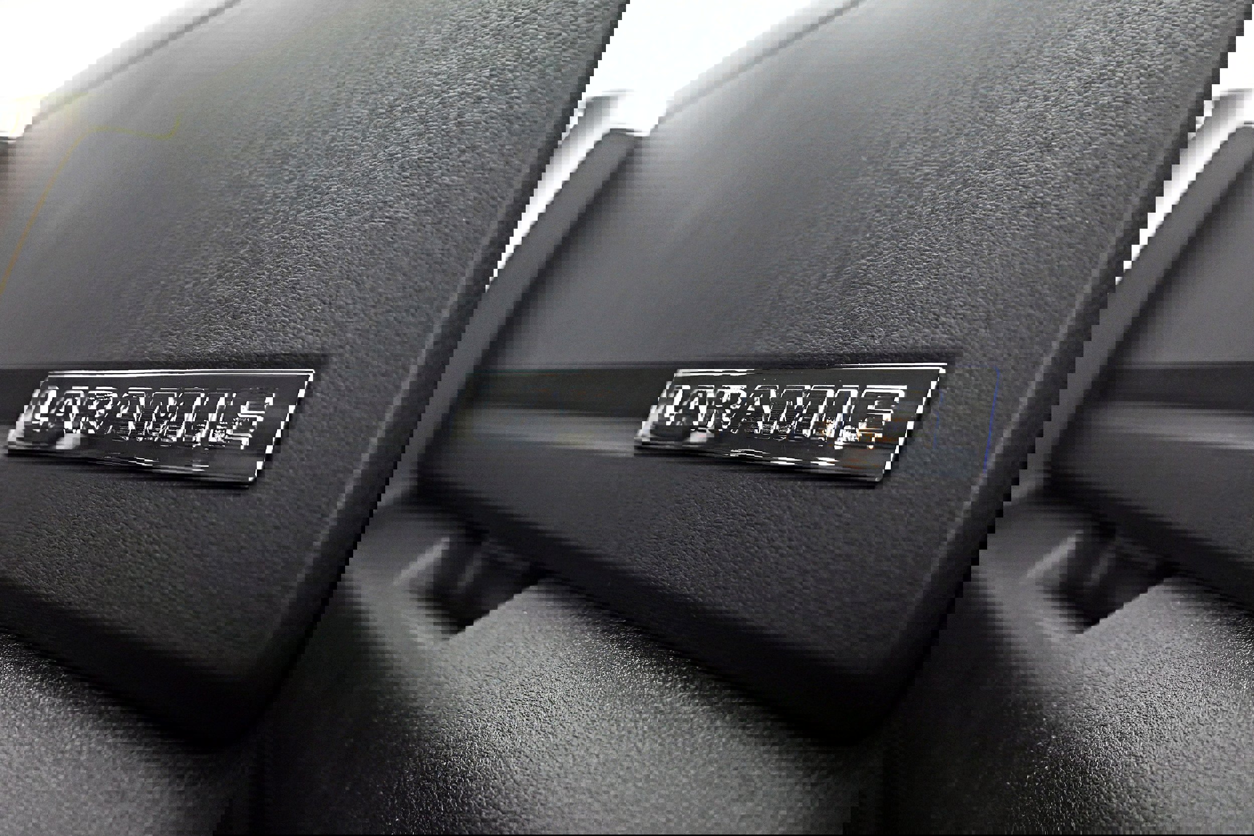 Used 2018 RAM 2500 Laramie w/ Snow Chief Group image 30