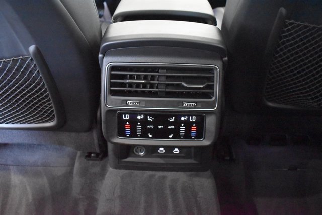 Used 2026 Audi Q8 Premium Plus w/ Premium Plus Package AWD/4WD image 25