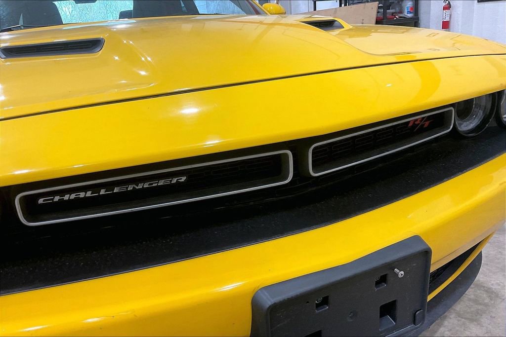 Used 2017 Dodge Challenger R/T Plus image 28