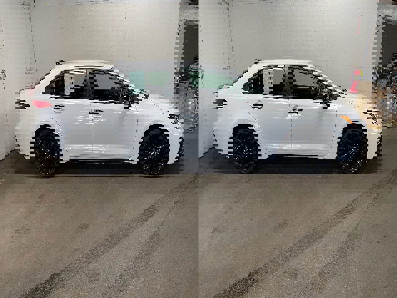 Used 2021 Toyota Corolla SE w/ Carpet Mat Package (TMS) image 4