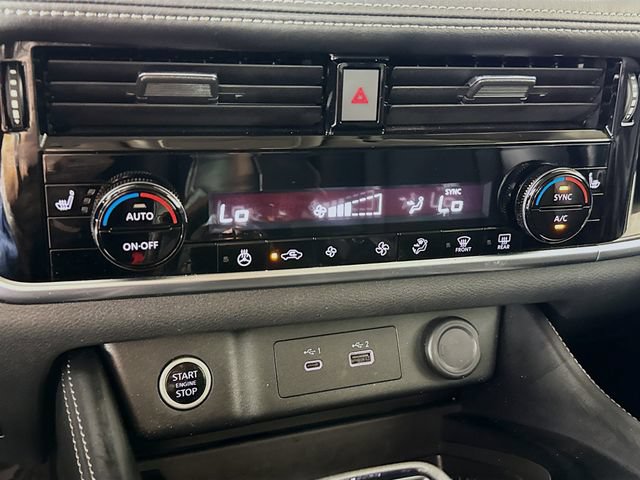 Used 2023 Nissan Rogue SL AWD/4WD image 14