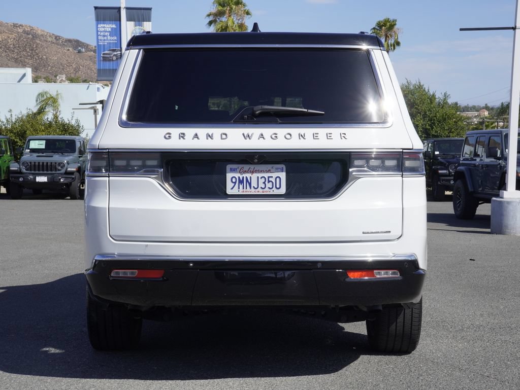 Certified 2024 Jeep Grand Wagoneer L Series III AWD/4WD image 5