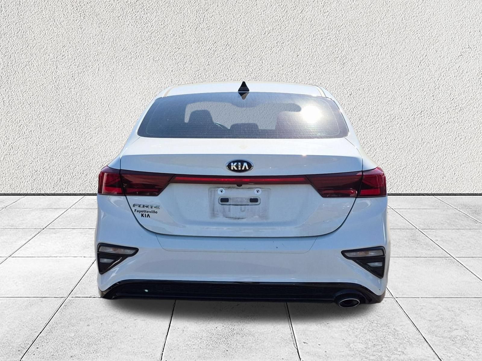 Used 2019 Kia Forte LXS FWD image 4
