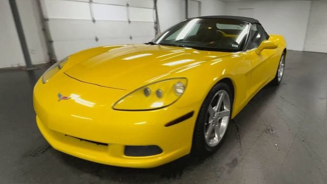 Used 2006 Chevrolet Corvette Convertible w/ Preferred Equipment Group RWD image 4