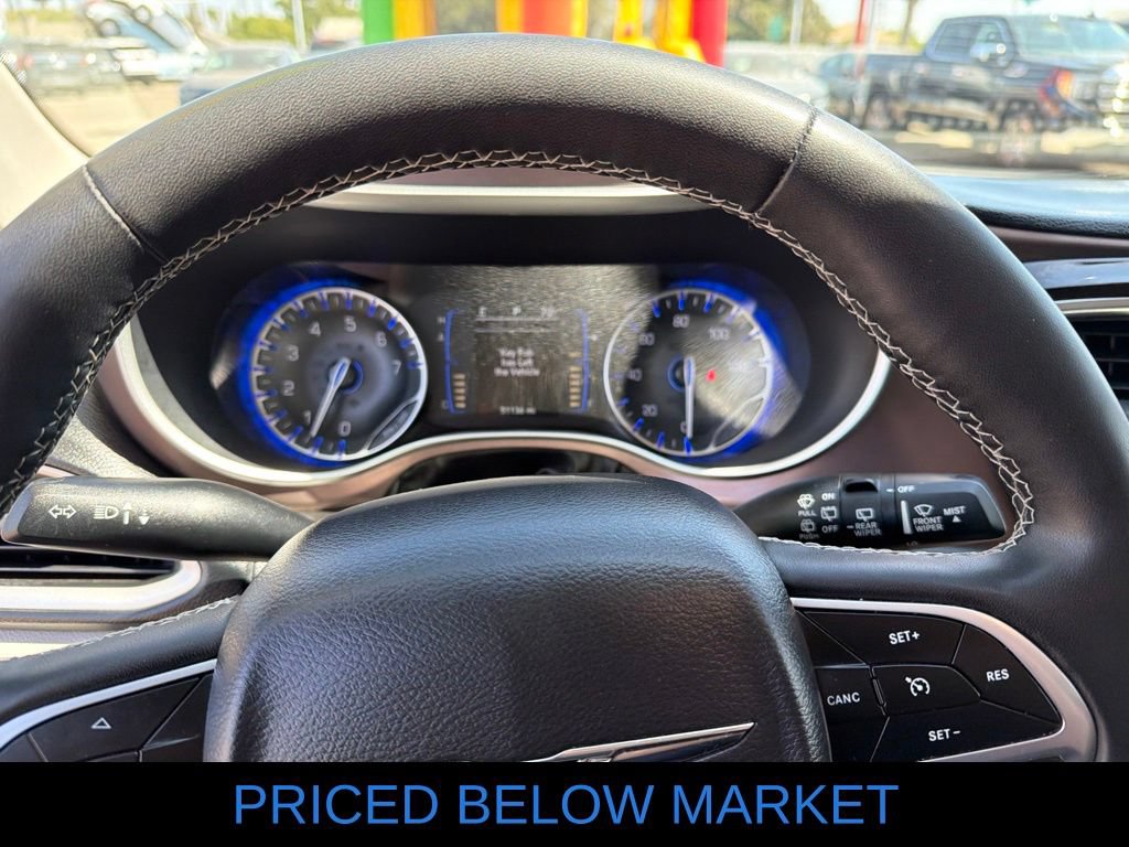 Used 2023 Chrysler Voyager LX FWD image 11