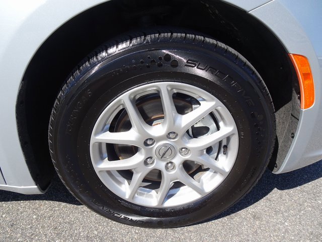 Used 2024 Chrysler Pacifica Touring-L image 31