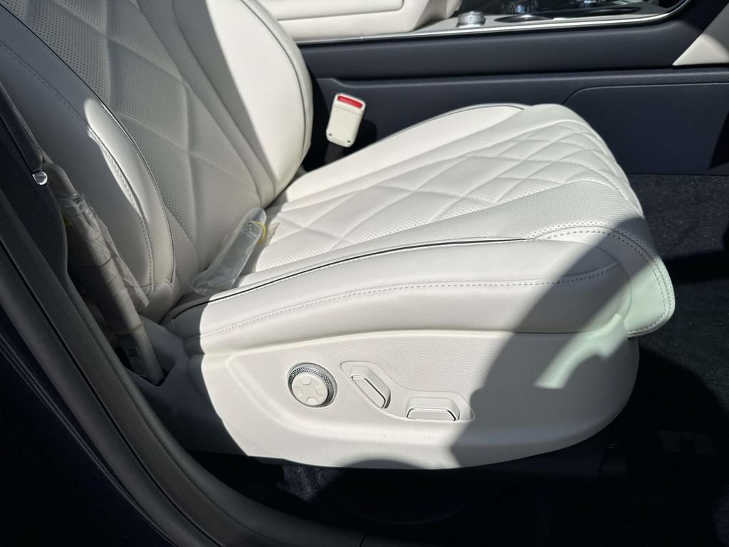 New 2026 Genesis GV80 3.5T Prestige AWD/4WD image 13