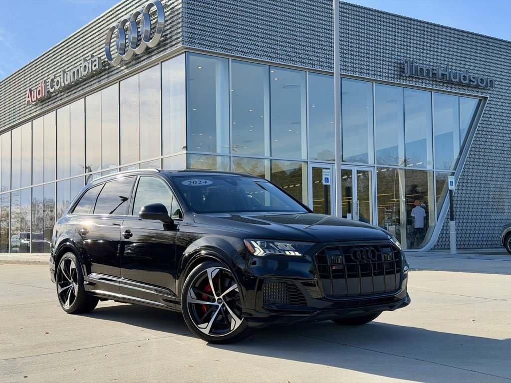 Used 2024 Audi SQ7 Premium Plus w/ S Sport Package image 45