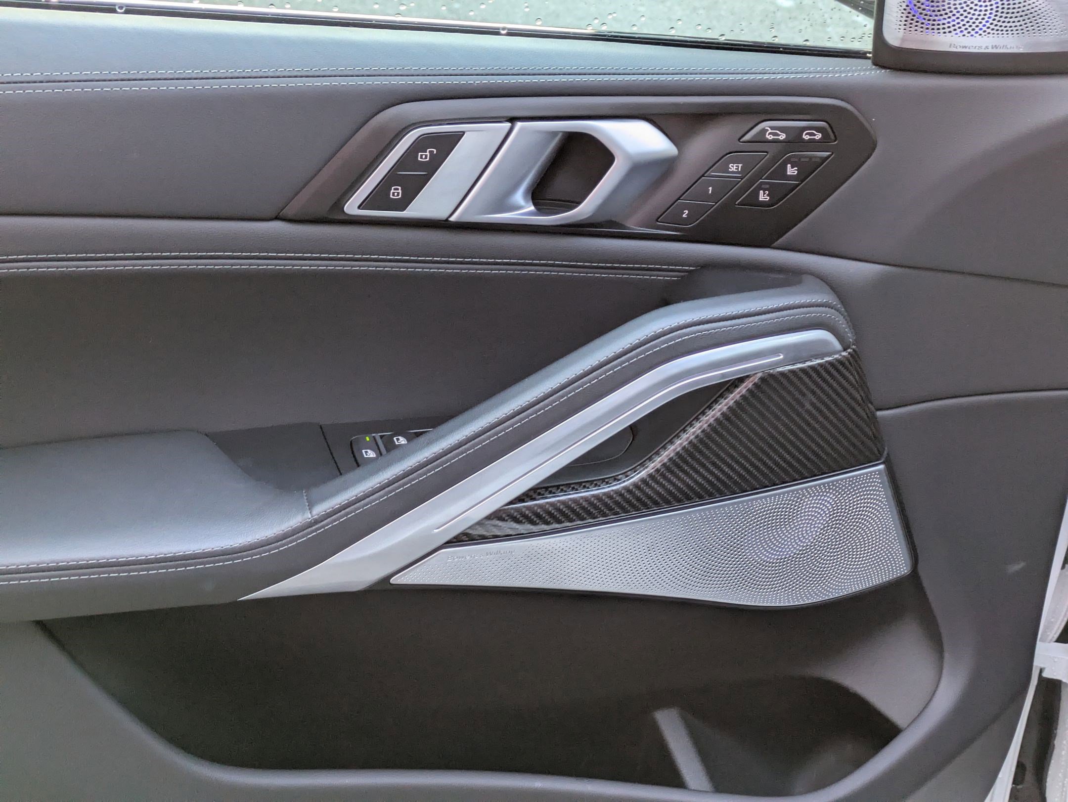 Used 2025 BMW X6 M Competition w/ Executive Package image 14