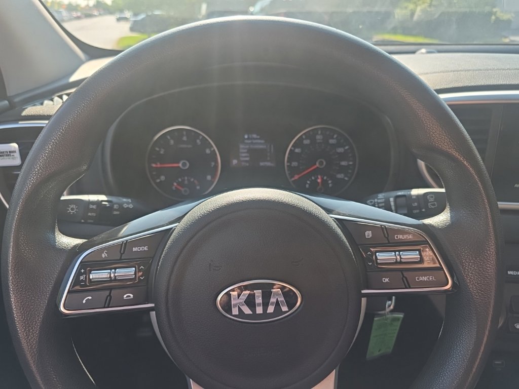 Used 2022 Kia Sportage LX AWD/4WD image 18