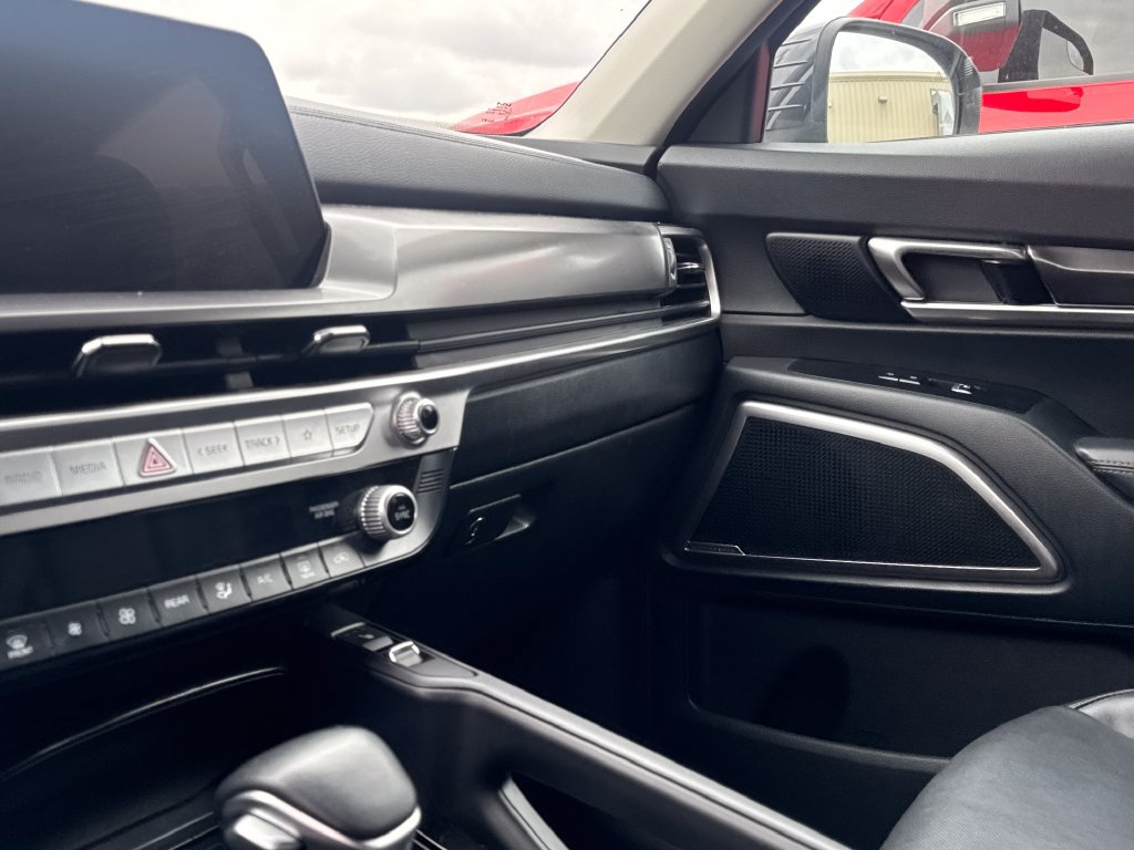 Used 2025 Kia Telluride S AWD/4WD image 15