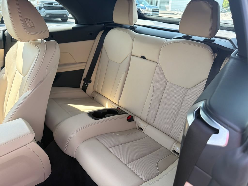 Used 2025 BMW 430i Convertible w/ Premium Package RWD image 15