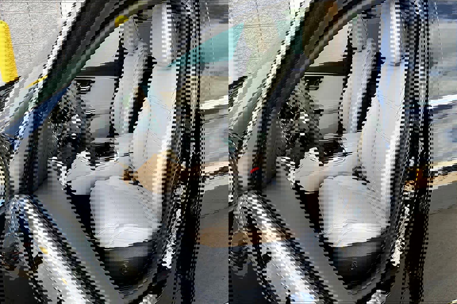 Used 2025 Mercedes-Benz C 300 Sedan image 9