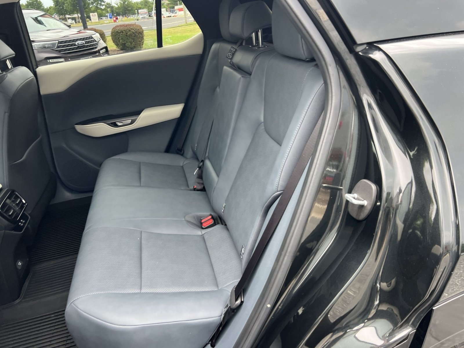 Used 2024 Lexus RZ 450e Premium w/ Technology Package AWD/4WD image 25