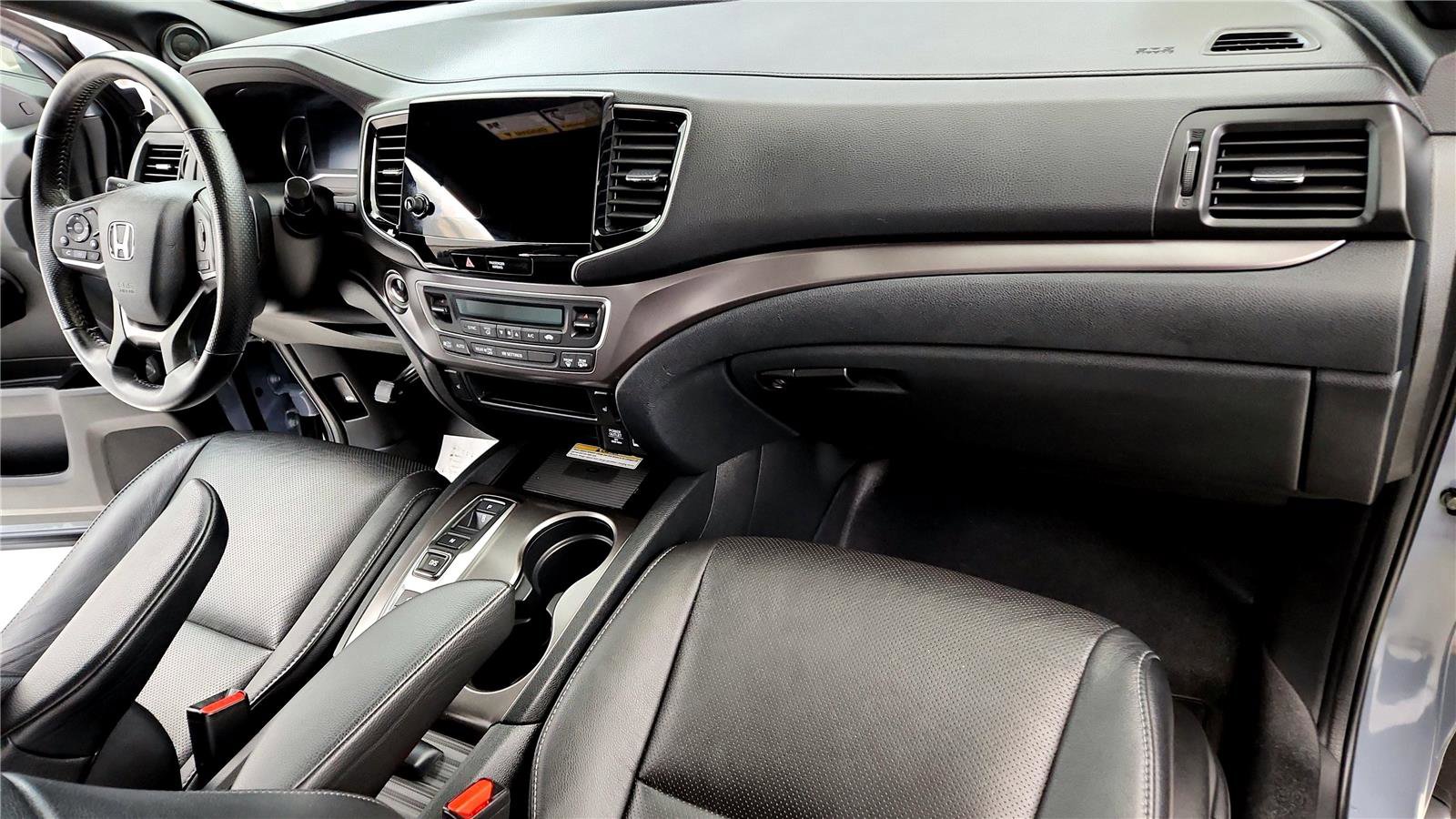 Used 2023 Honda Passport EX-L image 16