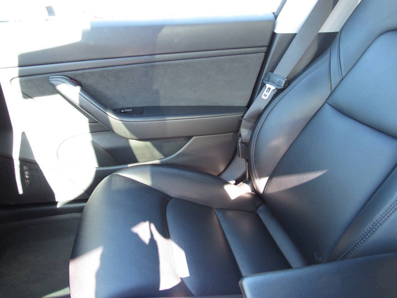 Used 2019 Tesla Model 3 Performance AWD/4WD image 22