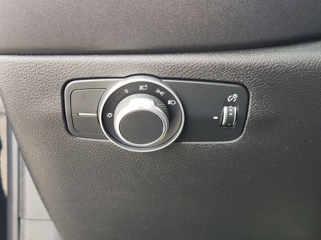 Used 2025 Alfa Romeo Tonale AWD/4WD image 21