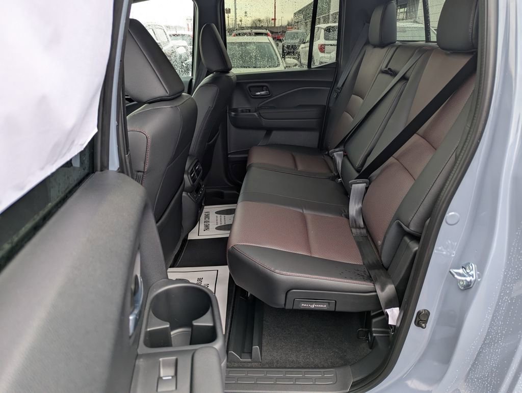 New 2026 Honda Ridgeline Black Edition image 13