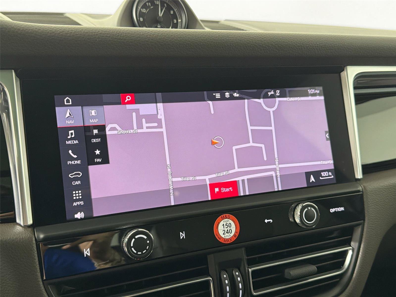 Certified 2023 Porsche Macan S AWD/4WD image 22