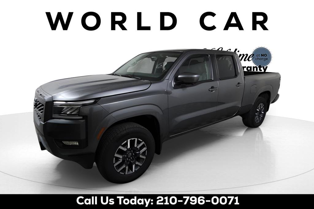 Used 2025 Nissan Frontier SL AWD/4WD image 3