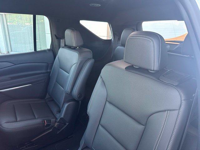 New 2026 Chevrolet Traverse LT w/ Driver Confidence Package AWD/4WD image 31