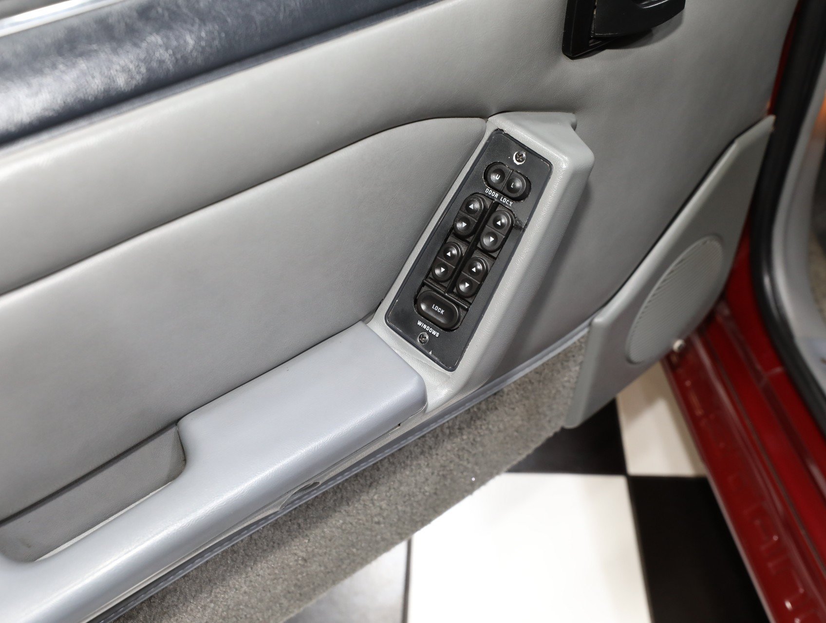 Used 1987 Ford Mustang GT RWD image 54