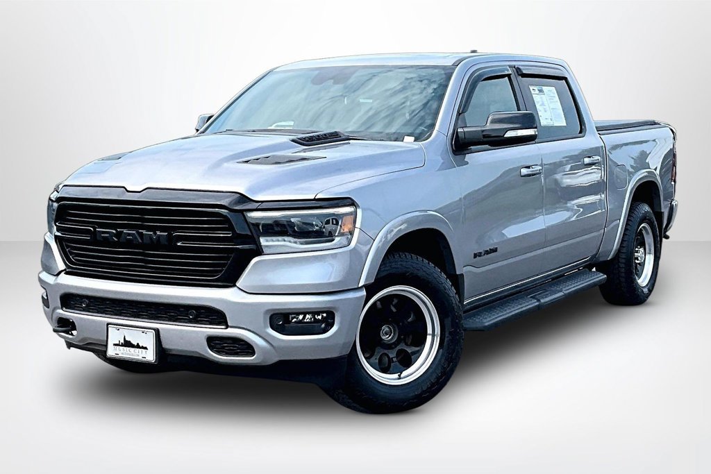 Used 2022 RAM 1500 Laramie AWD/4WD image 3