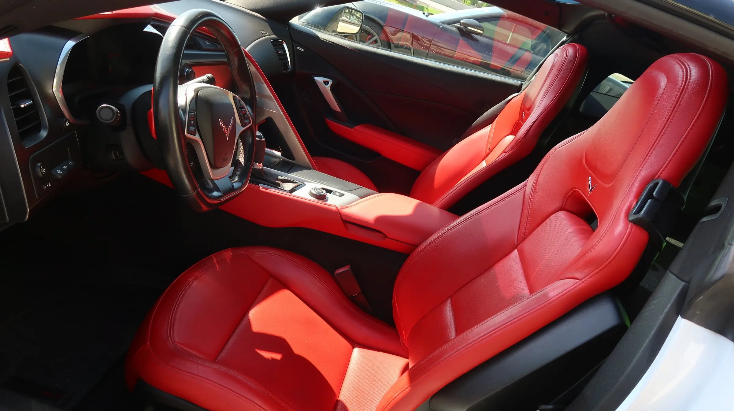 Used 2019 Chevrolet Corvette Grand Sport RWD image 15