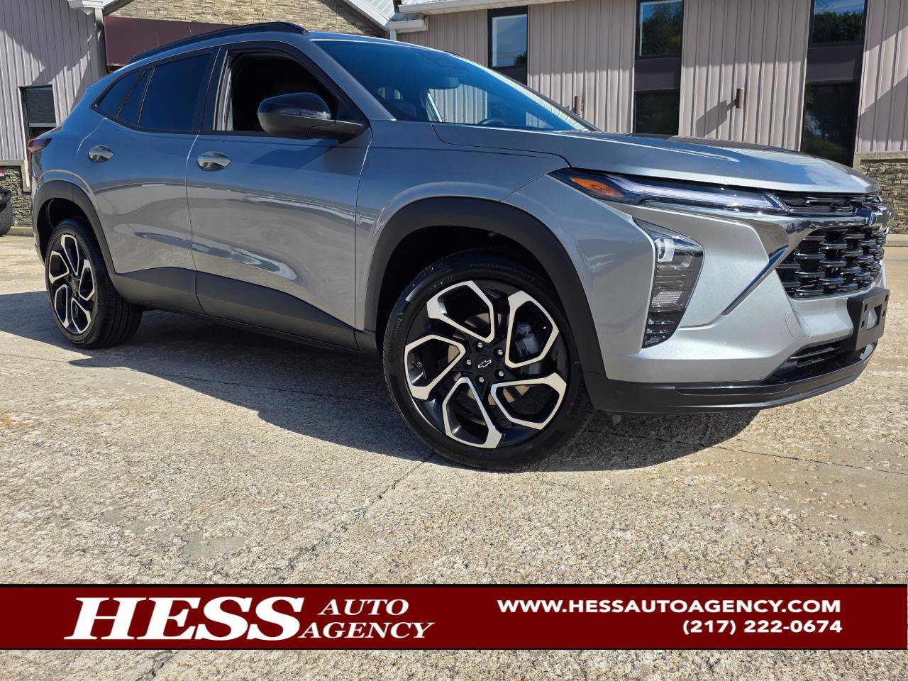 Used 2025 Chevrolet Trax RS w/ Sunroof Package