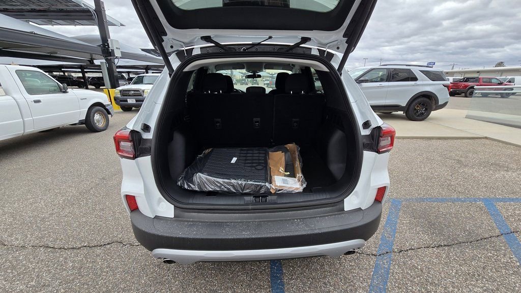 New 2026 Ford Escape Active w/ Cold Weather Package AWD/4WD image 9