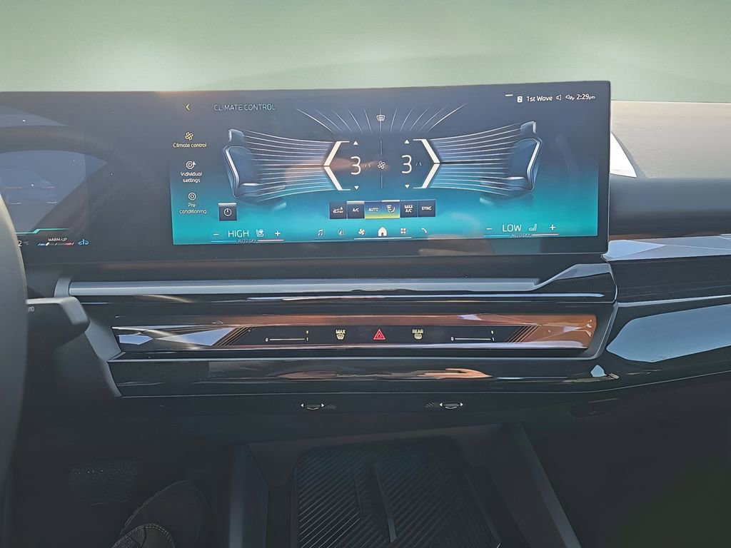 Used 2026 BMW 540i xDrive image 5