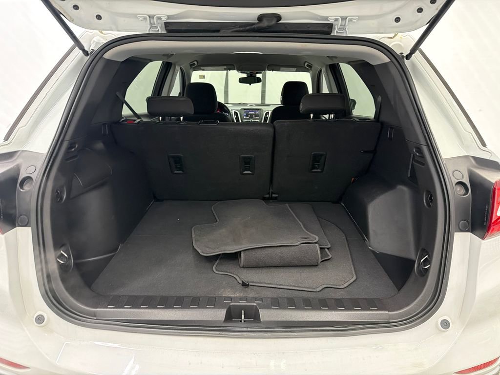 Used 2020 Chevrolet Equinox LT image 19