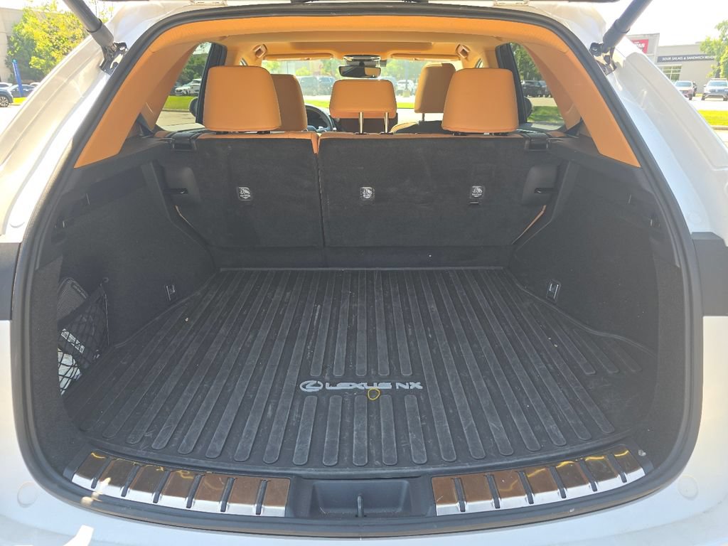 Used 2025 Lexus NX 250 AWD w/ Accessory Package (2T) image 19