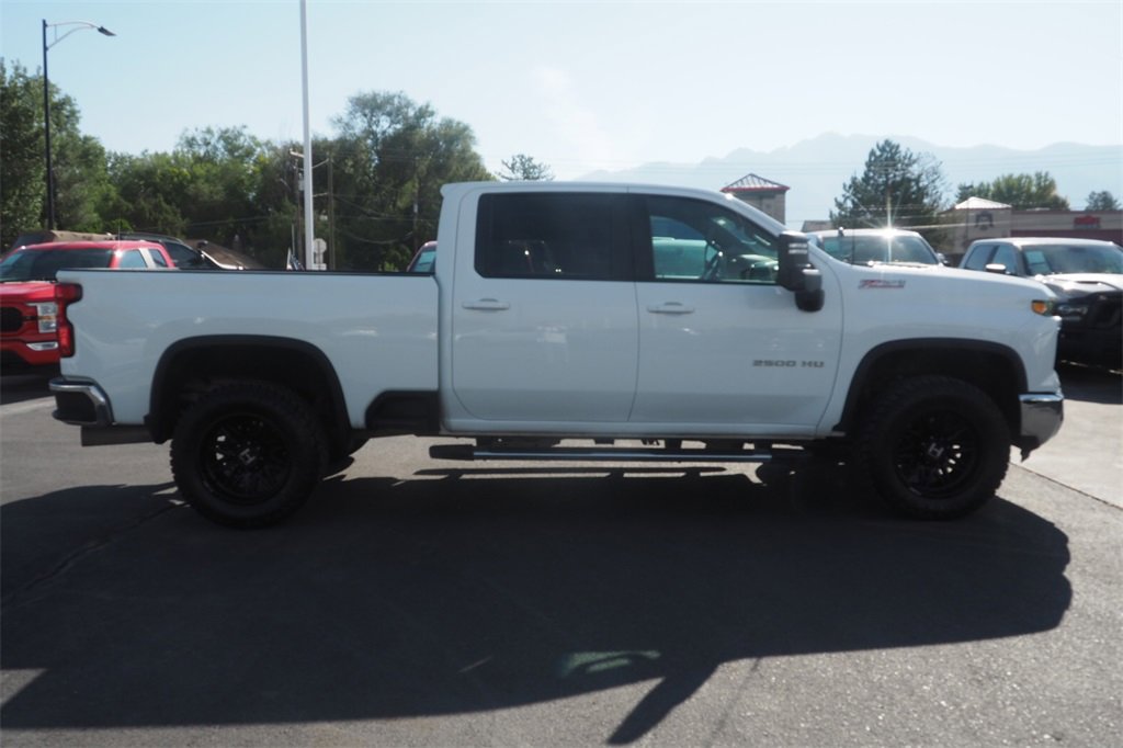 Used 2024 Chevrolet Silverado 2500 LT image 4