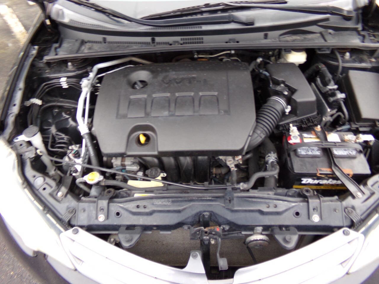 Used 2015 Toyota Corolla LE FWD image 35