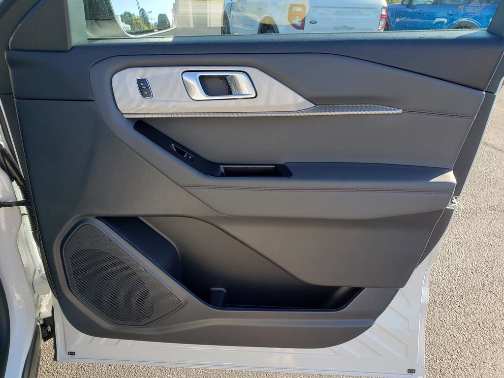 New 2026 Ford Explorer Active image 17