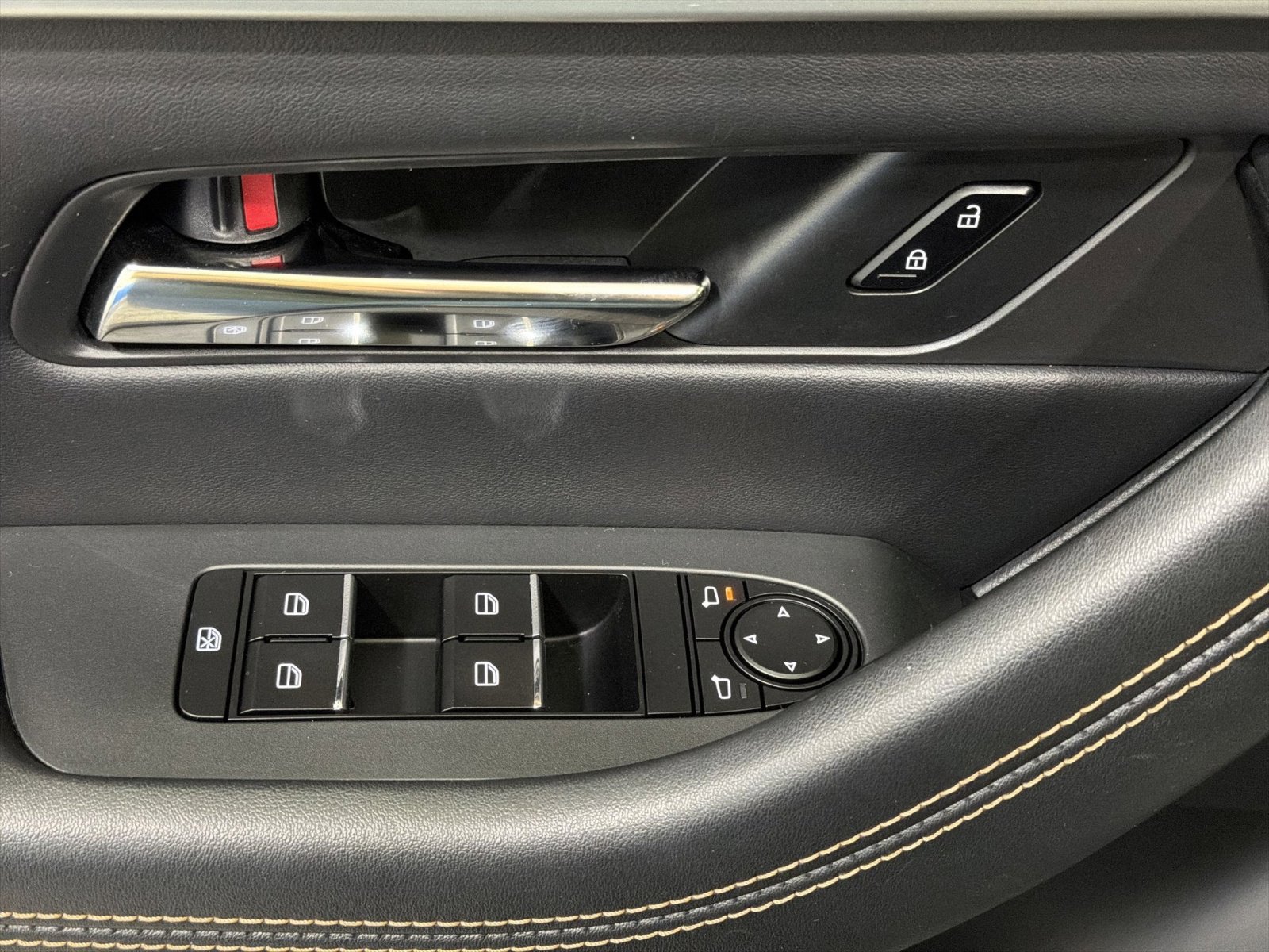 Used 2024 MAZDA CX-90 3.3 Turbo w/ Premium Package image 39