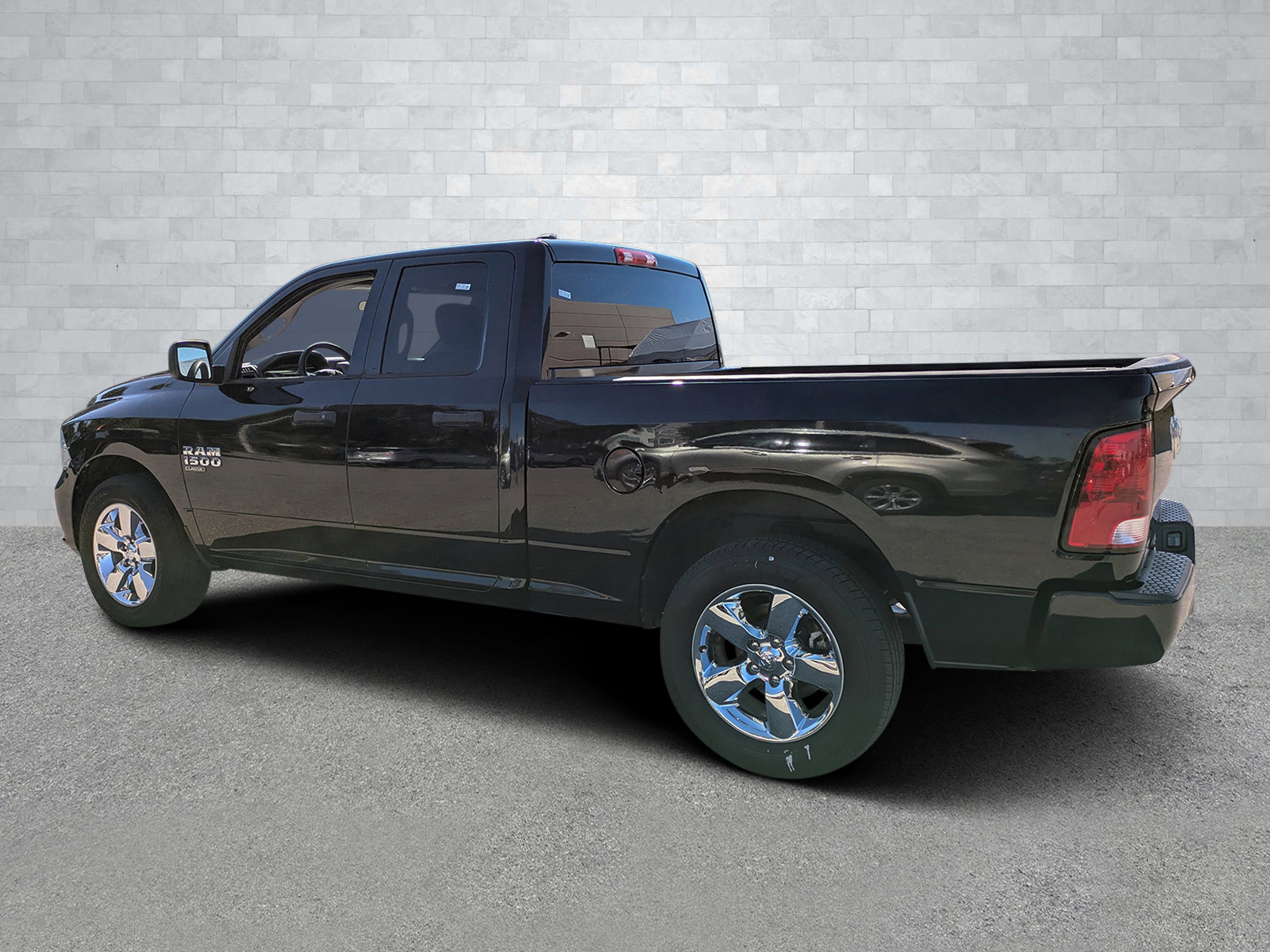 Used 2019 RAM 1500 Express w/ Express Value Package image 7