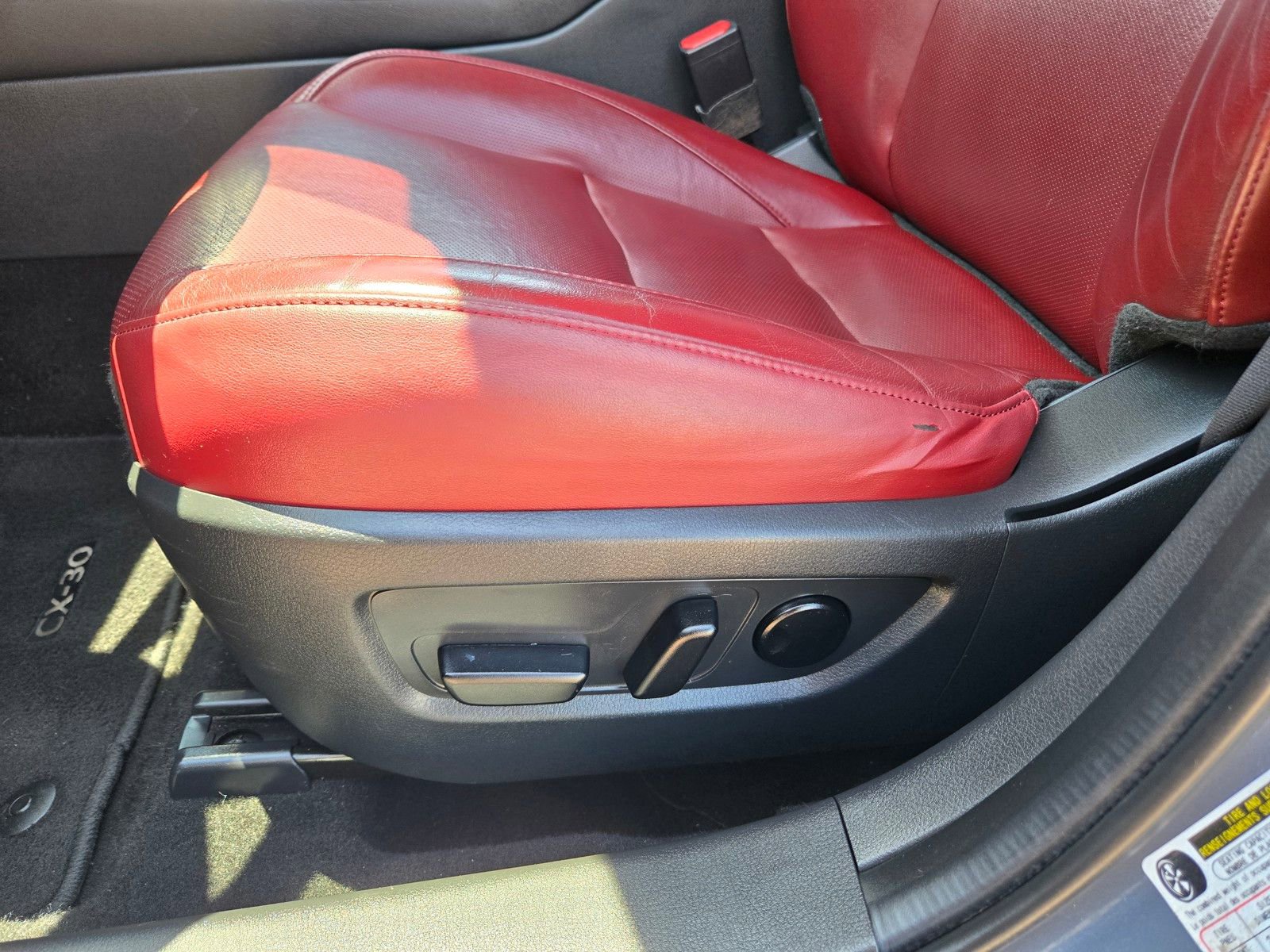 Used 2022 MAZDA CX-30 AWD 2.5 S w/ Preferred Package image 19