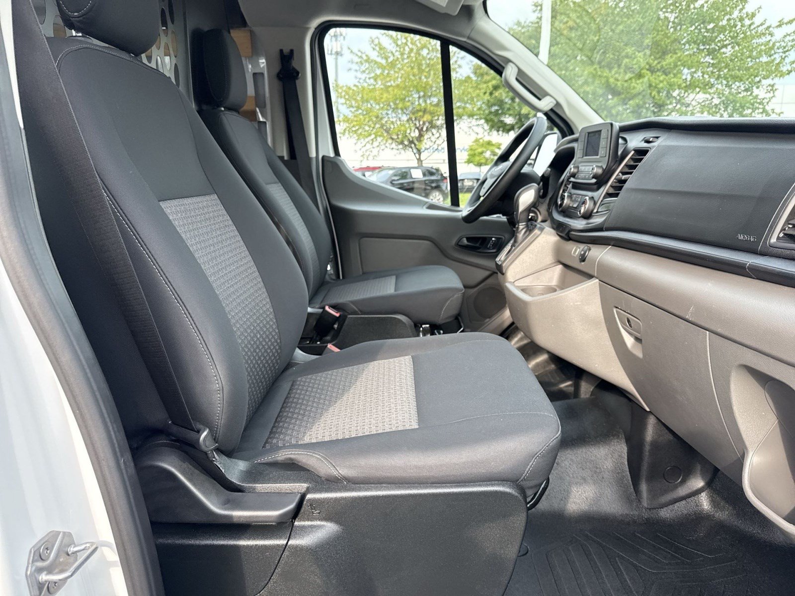 Used 2025 Ford Transit 250 Low Roof w/ Exterior Upgrade Package RWD image 24