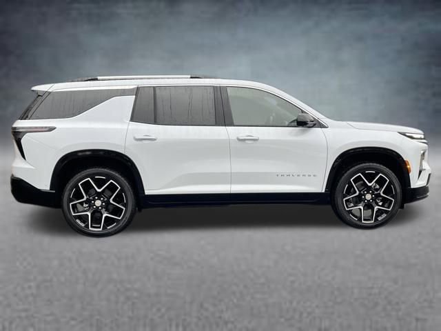 New 2026 Chevrolet Traverse High Country w/ LPO, Floor Liner Package FWD image 4