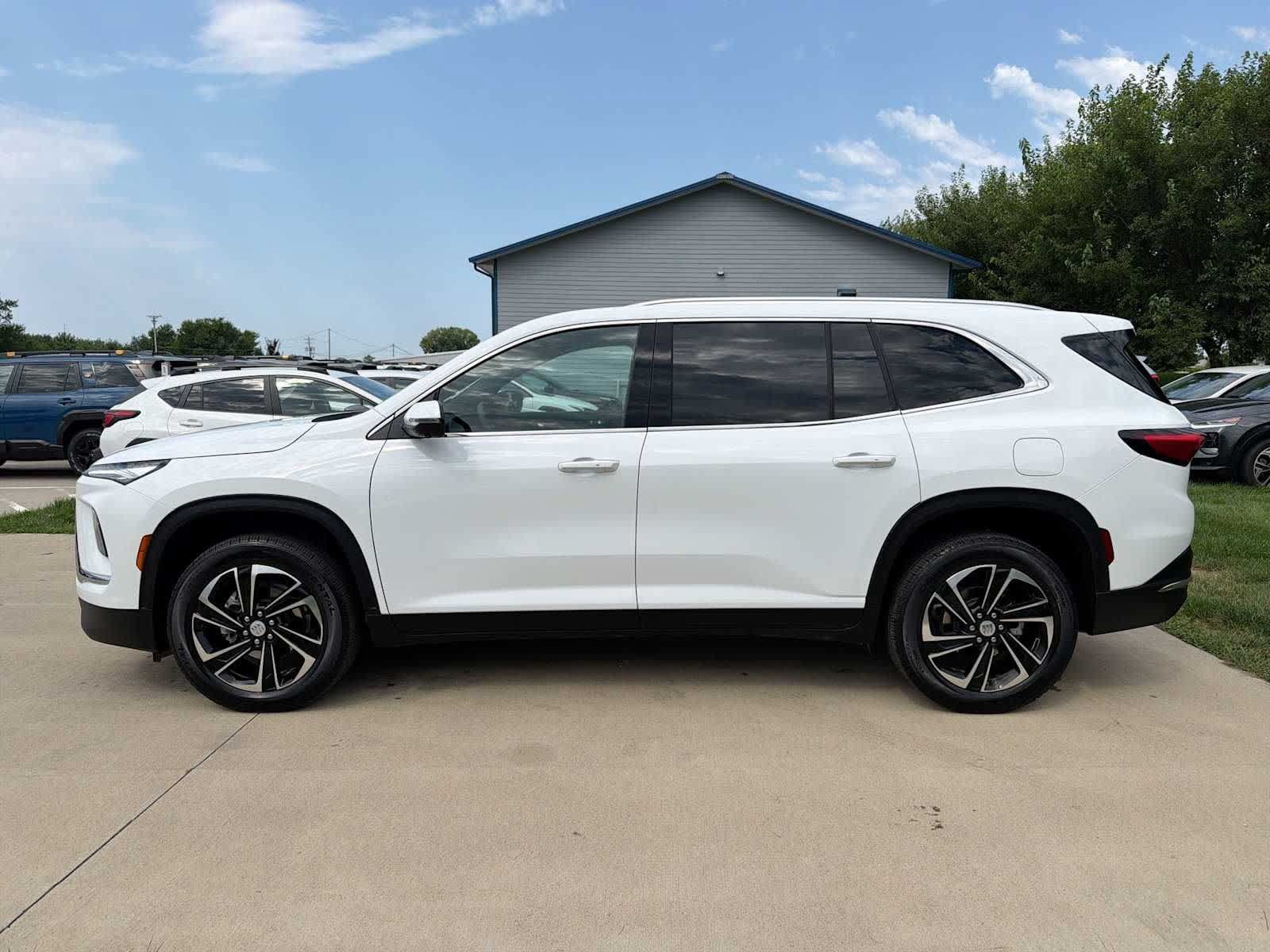 Used 2025 Buick Enclave Preferred w/ Trailering Package, 5000 lbs.