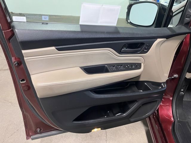 Used 2018 Honda Odyssey Touring image 22