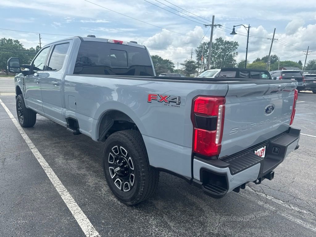 Used 2025 Ford F350 Lariat w/ Lariat Ultimate Package AWD/4WD image 5