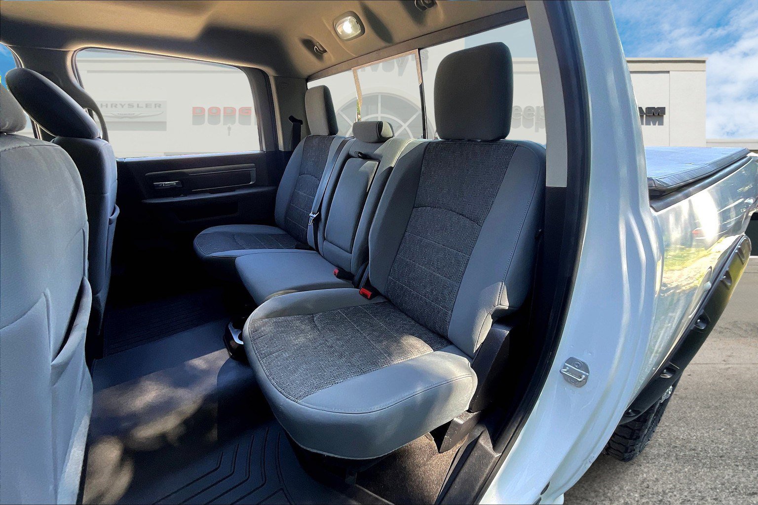 Used 2016 RAM 2500 Outdoorsman image 23