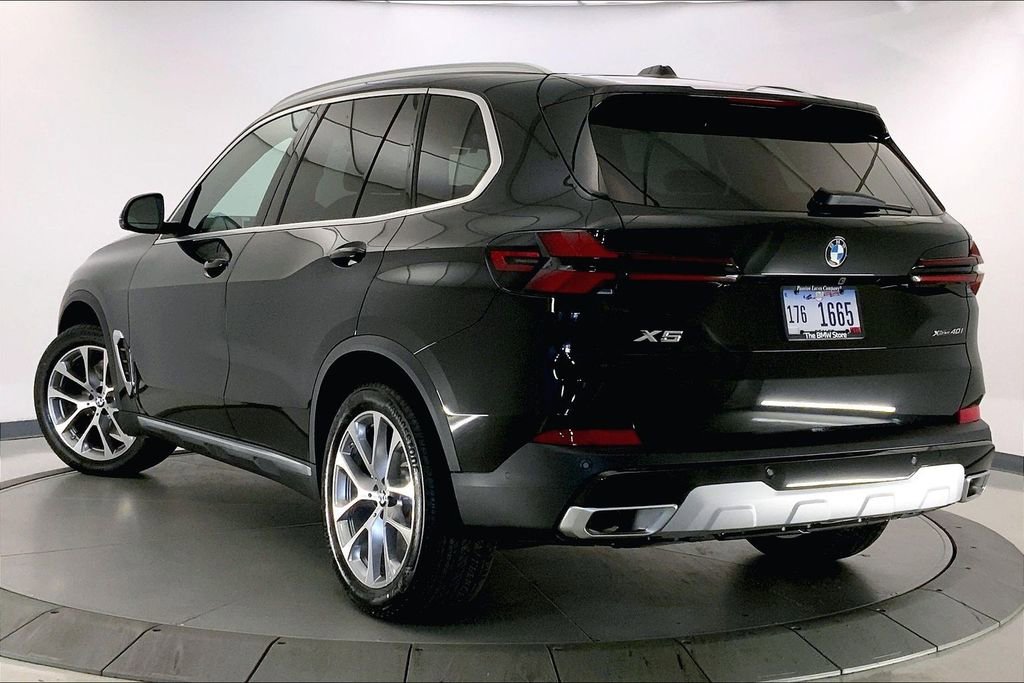 New 2026 BMW X5 xDrive40i AWD/4WD image 2