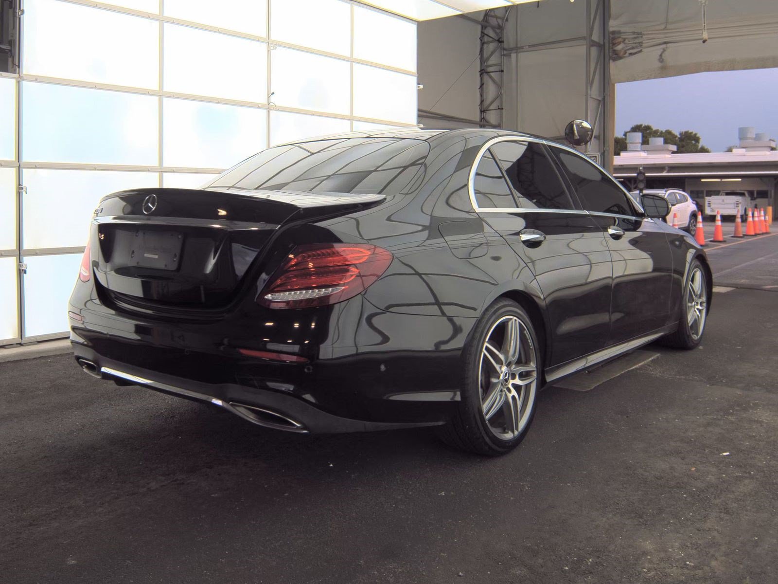 Used 2019 Mercedes-Benz E 300 w/ Premium 1 Package image 4