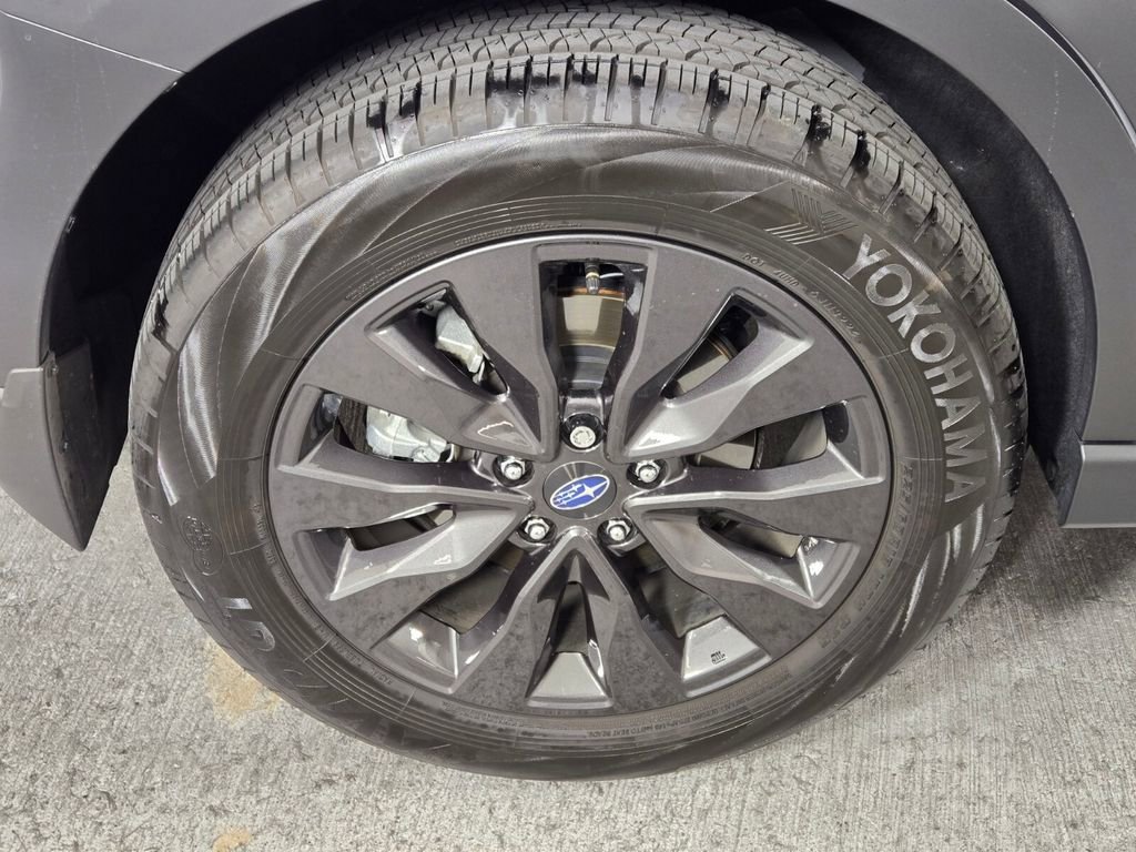 Certified 2025 Subaru Outback Onyx Edition XT AWD/4WD image 11