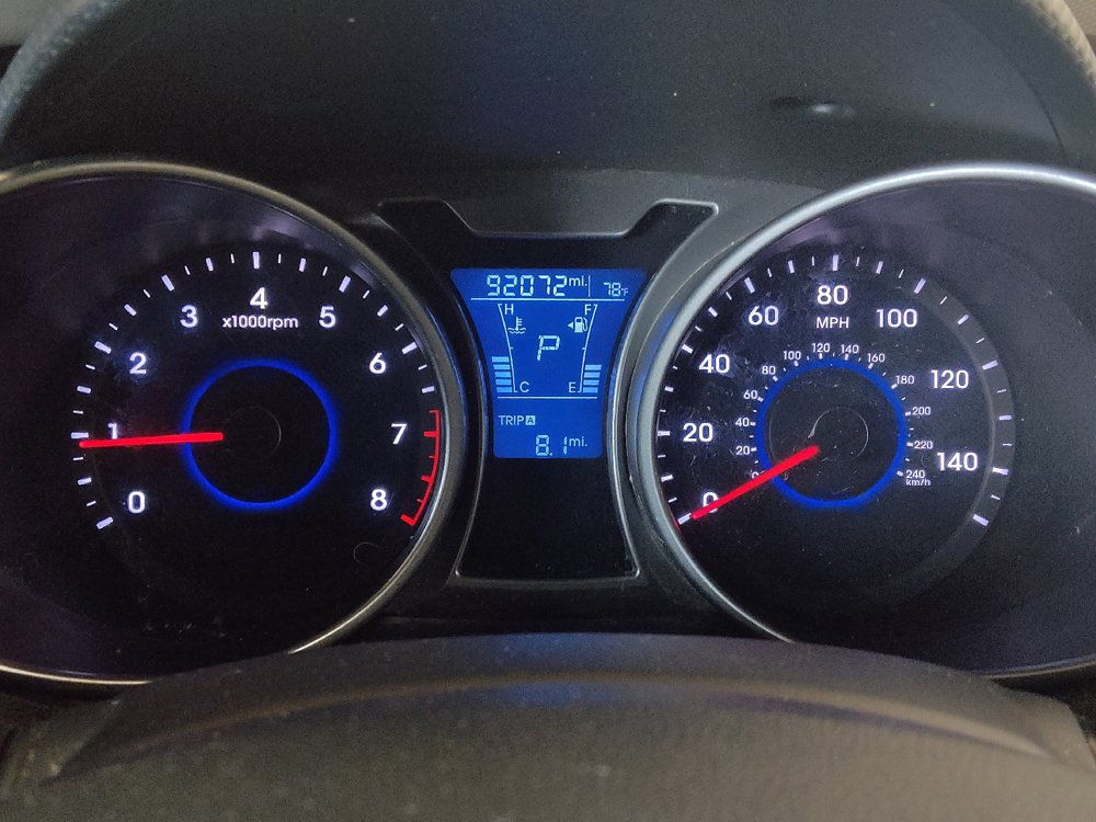 Used 2017 Hyundai Veloster Value Edition FWD image 23